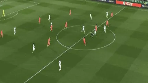 市场低谷中的投资亮点：中电建、中铁建、神华、中石油股价触及底部新低