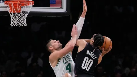 冰雪青春闪耀亚冬会——志愿热情共燃盛事